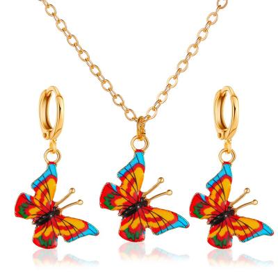 China Fashion Go Party Hot 3 Colors Fashion Women Girl Butterfly Jewerly Necklace Pendant Butterfly Necklace Set for sale