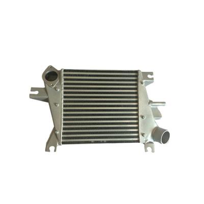 China Engine Cooling System 315X300X58mm Universal Intercooler Fit For NISSAN X-TRAIL 2006-2007 for sale