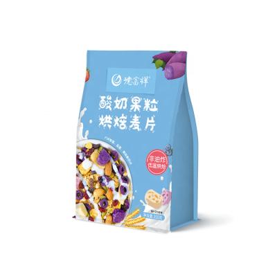 China Natural Food 350g Instant Food Yogurt Oatmeal Instant Packaging Oatmeal Fruit Grain Baked Cereal For Breakfast And Snacks for sale