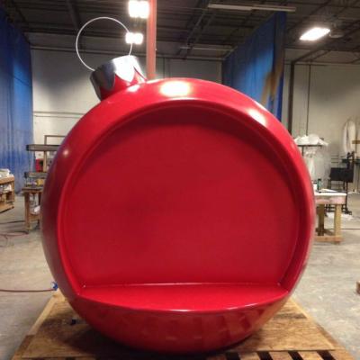 China Water Proof Outdoor Large Fiberglass Christmas Ornaments Sefie Ball Chair For Picture Shooting for sale