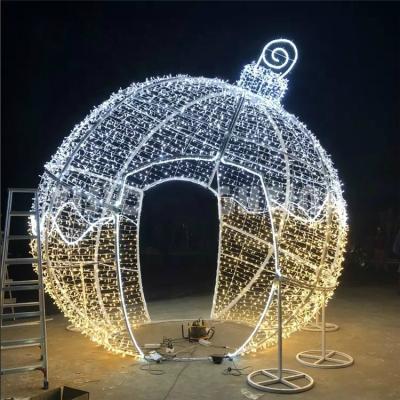 China Outdoor Lawn Static or Flicker Decoration on Outdoor LED Lamp Ball Christmas Lamp Christmas Day Display for sale