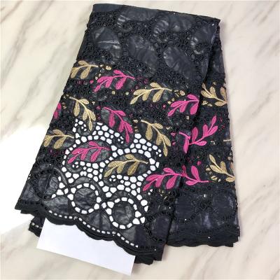 China 100% Anti-Pull Cotton High Quality Fashion Design New 5 Yards Women Dress Lace Nigeria Large Party for sale