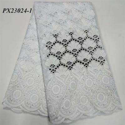 China Sustainable Pure White Nigeria Lace Fabric Beautiful French Cotton Lace Embroidered Comfy Part for sale