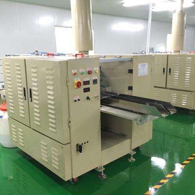 China High Speed ​​Automatic Gauze Compress /Swab Folding Machine 2.05x2.0x2.0m for sale