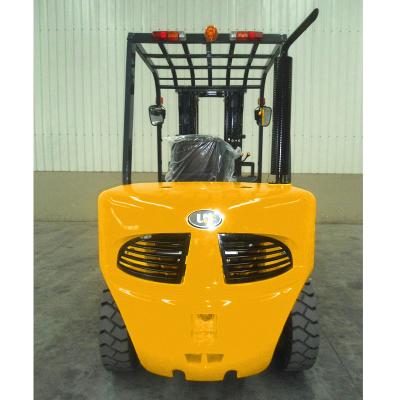 China Pneumatic Tire Isuzu 4ton Diesel Engine Automatic Hybrid Forklift 1070*150*50mm for sale