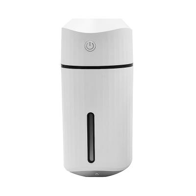 China Purify Air 2019 Cool Innovative Design 320ML Air Mist USB Humidifier for sale