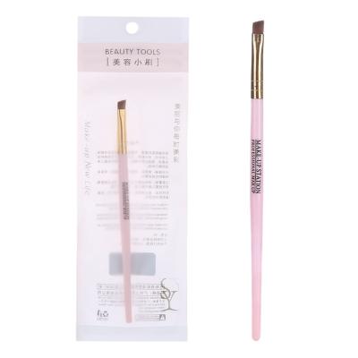 China Angular Blush Lameila Oblique Cosmetic Simple Lip Scrub Mini Brush Lip Gloss Makeup Brush Applicator Lip Brush B0481 for sale