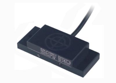 China Sensor de proximidad capacitivo estándar del plástico DC6-36V AC90-250V del ABS del IEC IP54 0-10m m de E2K en venta