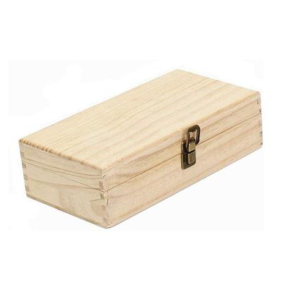 China China Aromatherapy Compartment Essential Oil Carrying Case Durable Wooden Essential Oil Paper Box for sale