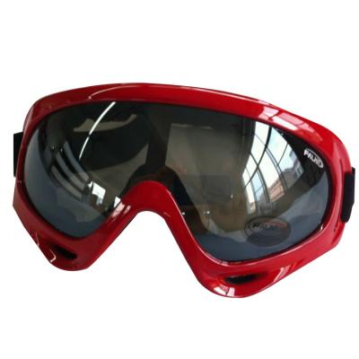 China Latest fashionable sunglasses for sports 2019 big lens anti scratch UV lens high quality polarized glasses ski snow goggles for sale