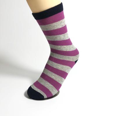 China Factory Direct Wholesale Horizontal Striped Women Socks Breathable Casual Socks Horizontal Striped Pattern for sale