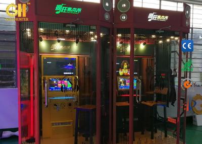 China barra a fichas da máquina de jogo mini KTV de 1.56*1.56*2.80M para músicas inglesas à venda