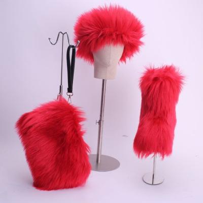 China Flat Mixed Colors Woman Slip On Winter Fur Bootswith Handbag And Headbands for sale