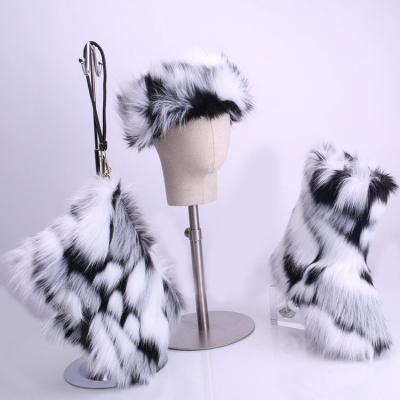 China Wholesale Colorful Fake Flat And Real Big Long Fluffy Big Fox Fur Snow Boots Sets Assortment With Purse Bags Headband For Ladies Women for sale