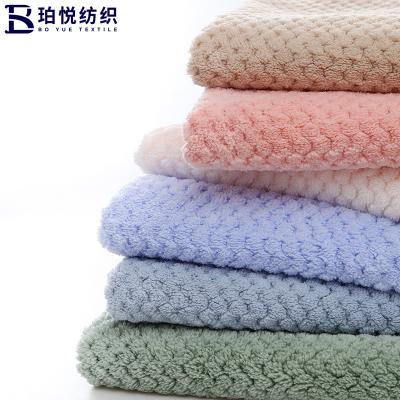 China Oem Custom 100% Polyester Printed  stripe Coral Flannel Plaid Fleece Fabric For Baby Blanket - for sale