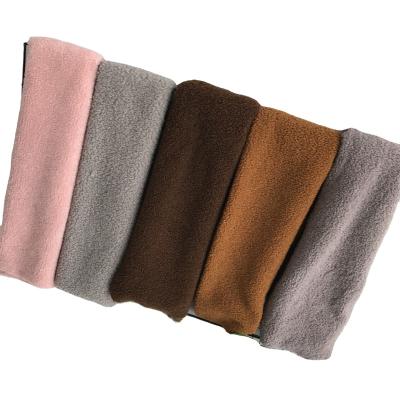 中国 Polyester 100 Velvet Fleece Fabric Medium Weight Tear-Resistant 販売のため