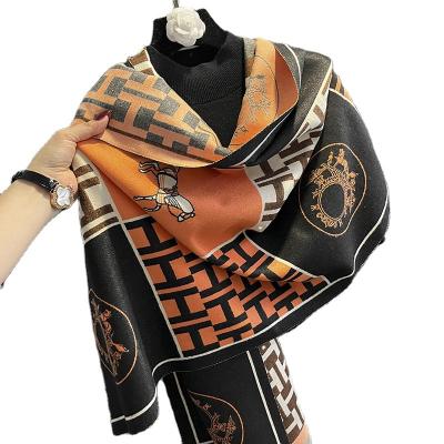 China 2022 Newest Printed Cashmere Shawl Soft Smooth Feeling Scarf Winter Ladies Lovely Scarf For Women for sale