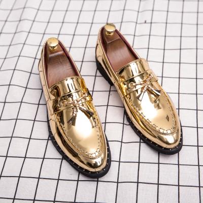 China 2022 Newest Fashion Trend Spring 38-47# Gold Tassel Men's Slip On Leather Stylish Shoes for sale