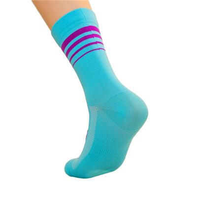 China Wholesale custom made nylon socks antibacterial compression sports socks and coolmax cycling socks for sale