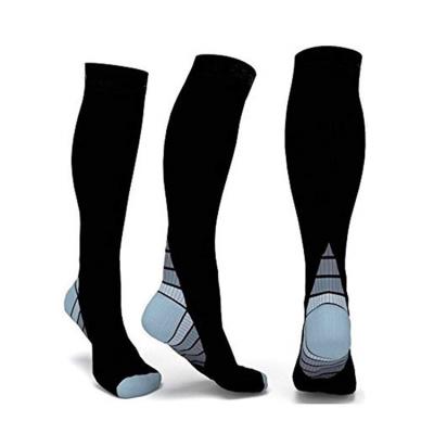 China Anti Bacterial Custom Logo Professional Custom Logo Cotton Knee High Football Sports Socks for sale