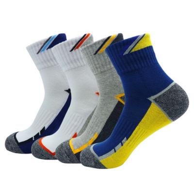 China Custom Sport Antibacterial Cotton Striped Breathable Running Compression Socks Men Basketball Socks for sale