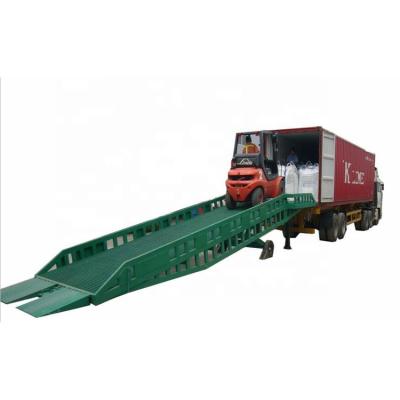 China 6T 8T 10T 15T Mobile Dock Leveler Car Ramp Drive-In Bridge For Container Loading Standard for sale