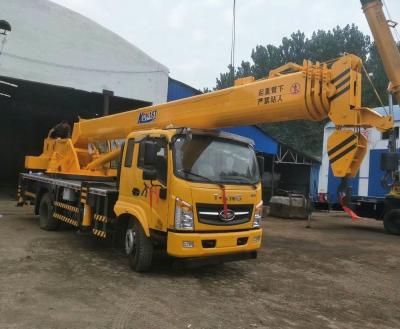 China Fast Transition 6T Truck Mounted Mobile Crane With Long Service Life for sale