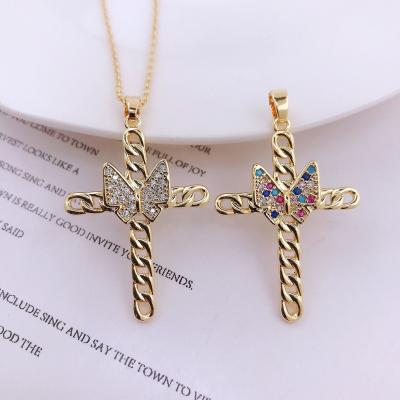 China Popular Custom Kingcome Color Zircon Butterfly Cross Pendant Necklace New Fashion Religious Religious Necklaces for sale