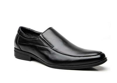 China Slip on Loafers Black Durability Mens Casual Dress Shoes For Formal Events for sale