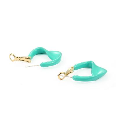 China 2022 newcomer INS fashionable stylish women cute earrings shape oil drop earrings twist circle earrings for sale