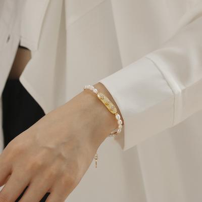 China High Quality New Arrival Gold Plated Bangle Fashion Design Zircon Bangle Trendy Insti Pearl Bracelet For Women for sale