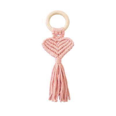 China New Heart Cotton Rope Heart Clasp Handwoven Towel Clasp Wood Fringed Napkin Ring for sale