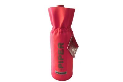 China Red Durable Fabric Wine Bottle Pouch With Drawstring Ribbon for sale