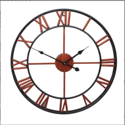 China Living Room Retro Hot Selling Style Nordic Decorative Clock Home Wall Clock Antique Wrought Iron Around Roman Silent Clock for sale