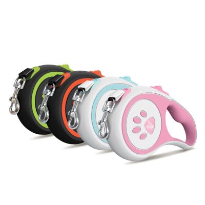 China 5M Outdoor Pet Training Non-Slip Handle Dog Retractable Leash Wholesale Products for sale