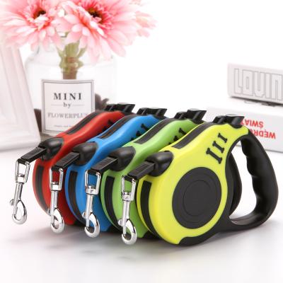 China Retractable Dog Leash 5M Durable Pet Training Products Hands Free Loose Doggie Leashes Wholesale for sale