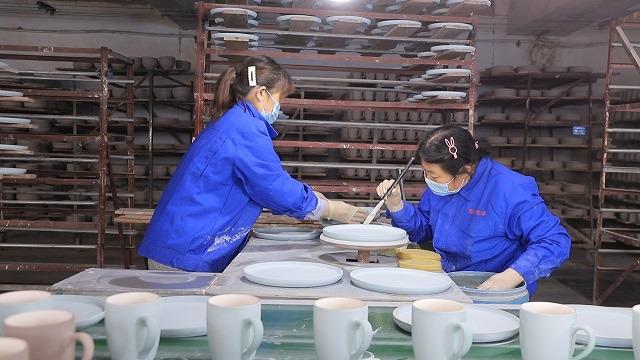 Verified China supplier - Linyi Jingshi Ceramics Co., Ltd.