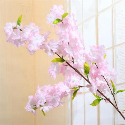 China Realistic Cherry Blossom Branches For Home Wedding Decoration Artificial Flower Tree for sale