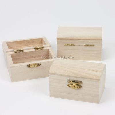 China Handmade Wooden Treasure Chest Gift Box for sale