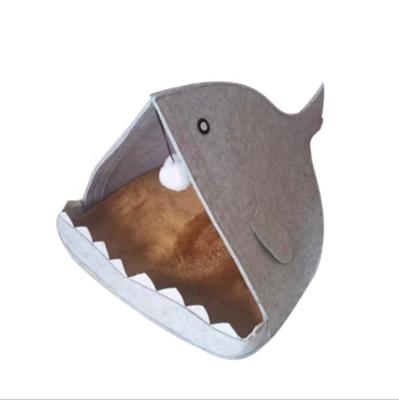 China Fashion Shark Style Felt Luxury Dog Shark Pet Home for sale