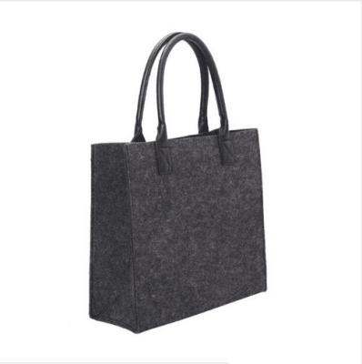 China Viable Big Lady Felt Handbag Tote Bag Wholesale Felt Bags For Shopping With Customized Logo for sale