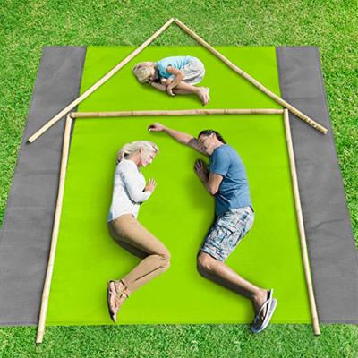 China Customized Large Size Foldable Beach Mat Portable Outdoor Beach Blanket Sand Proof Mat for sale