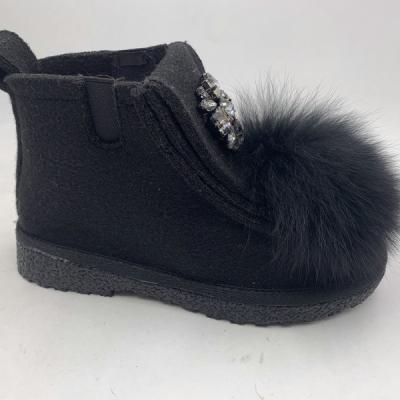 China 2022 Women Shoes Anti-skid Ankle Boots With Fluffy Ball And Accessory Square Soft Winter Diamond Wool Material for sale