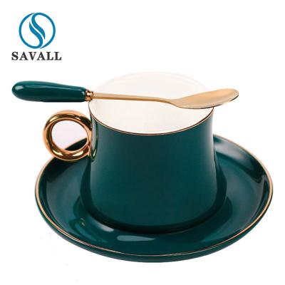 Cina La pianura irregolare di Savall ha colorato la tazza di tè ceramica verde ed il piattino ha messo gli hotel in vendita