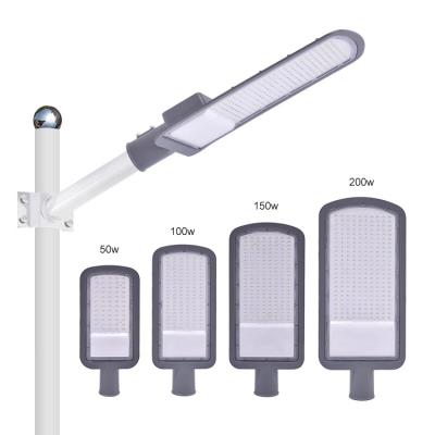 China Outdoor Ip65 Waterproof 30watt 60watt 90watt 120watt All Road Saving In One Solar Led Street Light for sale