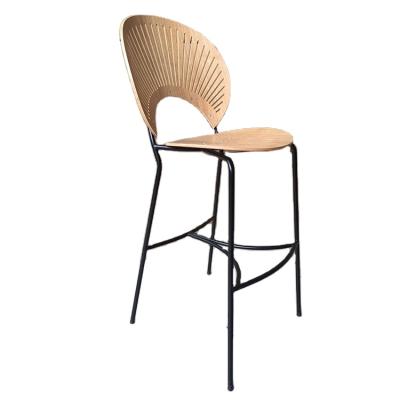 China Modern Nordic Single Leg Leisure Bar High Scallop Chair Bar Stool for sale