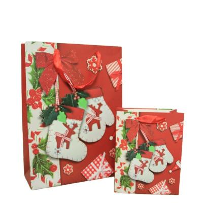 China Recyclable Exquisite Textured White Card Paper Bag Recyclable/Reusable /Eco Friendly /Disposable/Durable Fancy Design With Ribbon Handle Personalized for sale