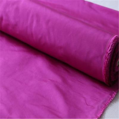 China Mulberry Good Texture Pure Silk Fabric 100% Organic Silk Taffeta Fabric In Plain Pink Color For Rpbe for sale