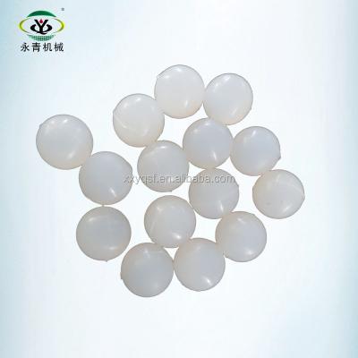 China Abrasion Resistant Food Grade White Silicon Bounce Balls For Vibrating Screen for sale