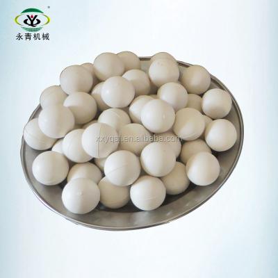 China Abrasion Resistant Cleaning Sieve Rubber Balls 20mm/25mm/30mm for sale